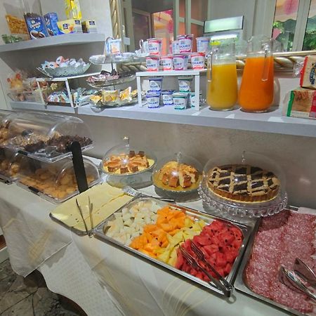 Hotel Eriale 리미니 외부 사진
