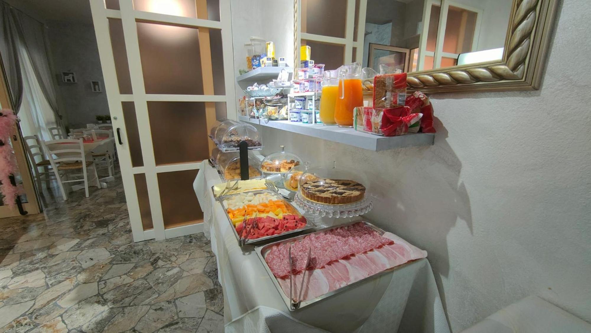 Hotel Eriale 리미니 외부 사진
