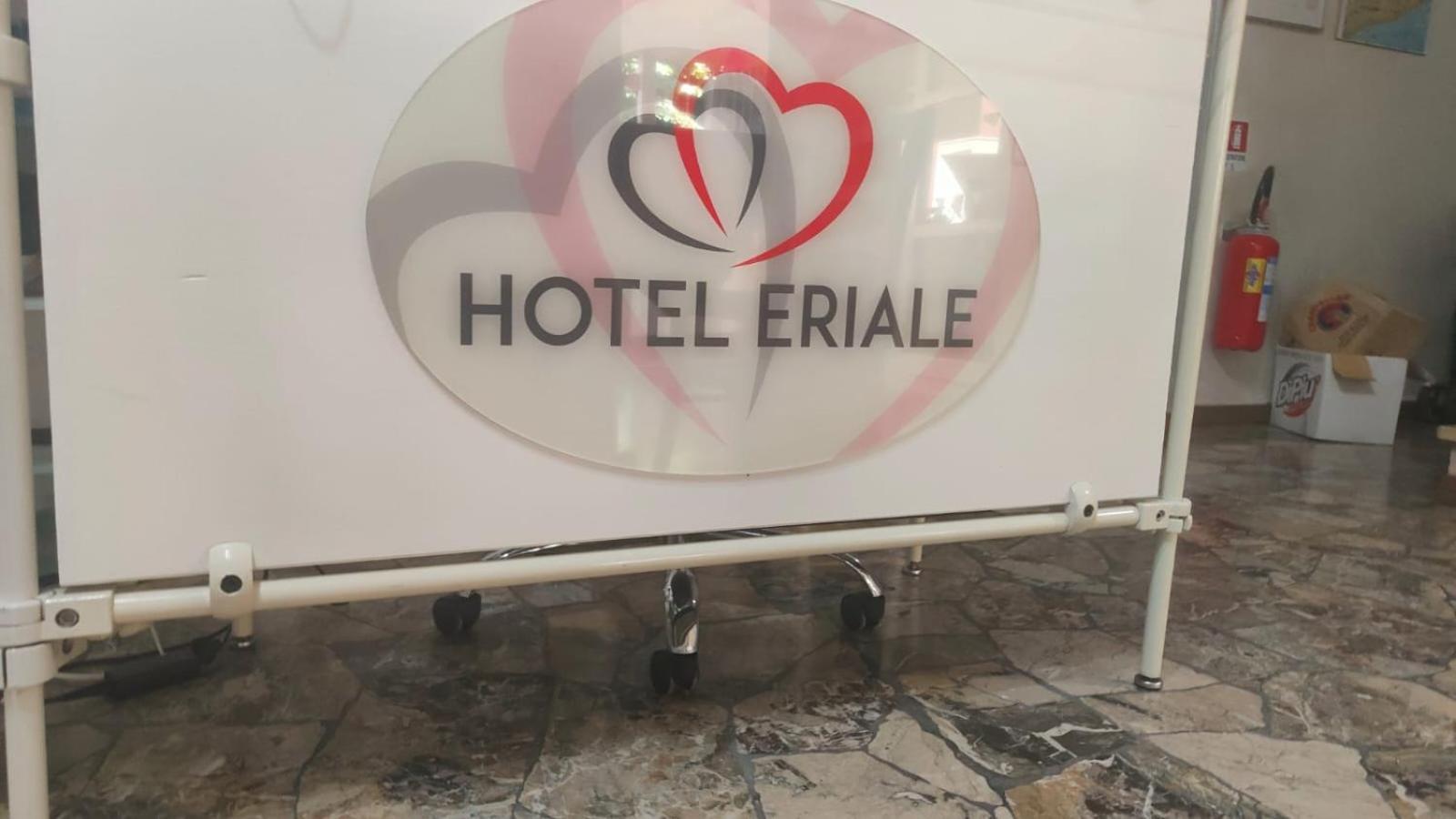 Hotel Eriale 리미니 외부 사진
